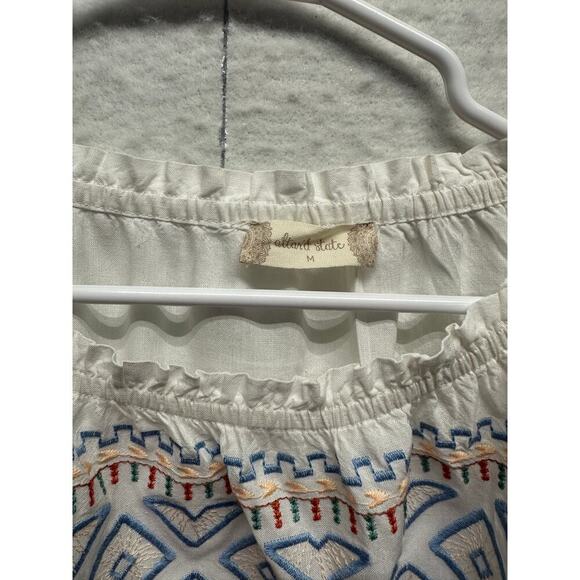 Altar’d State Boho Embroidered Off Shoulder Peasant Top Size M - Picture 4 of 10